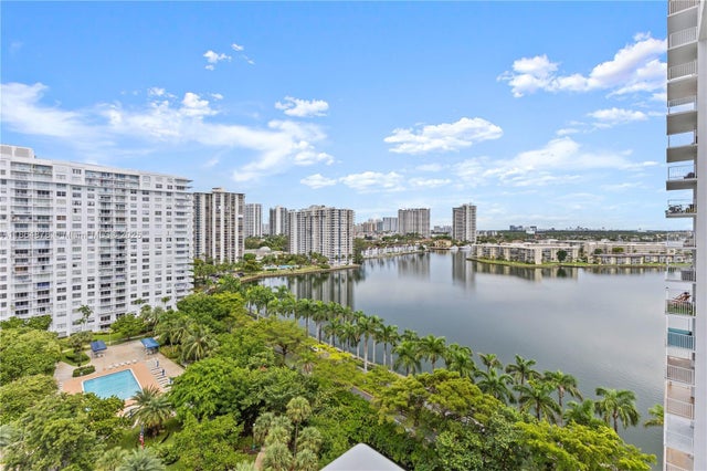 4 of 39 - 2801 Ne 183rd St 1510w, Aventura, FL