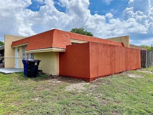 1 of 10 - 805 Nw 13th St, Fort Lauderdale, FL