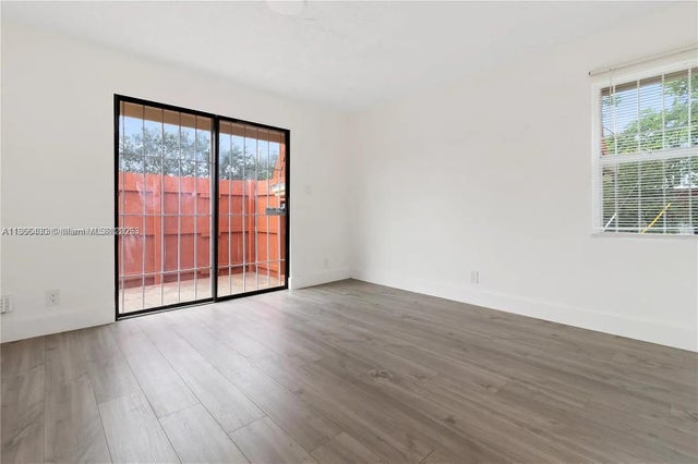 5 of 10 - 805 Nw 13th St, Fort Lauderdale, FL