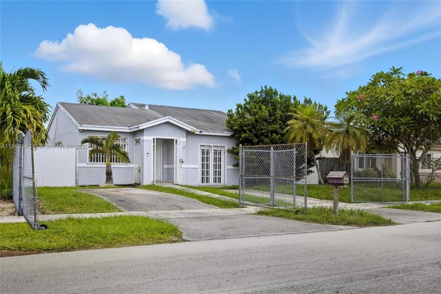2 of 26 - 12753 Sw 265th Ter, Homestead, FL