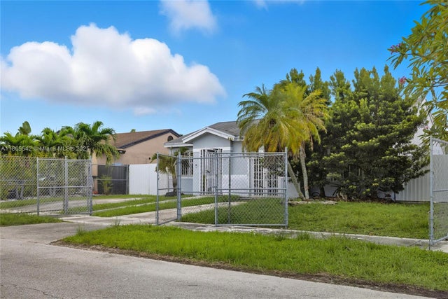 3 of 26 - 12753 Sw 265th Ter, Homestead, FL