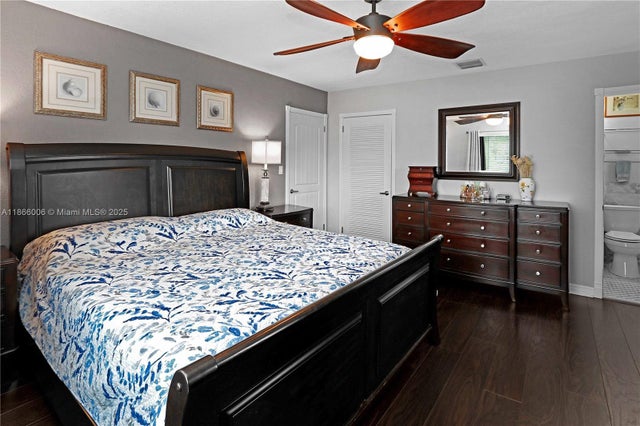5 of 37 - 1247 Washington St, Hollywood, FL