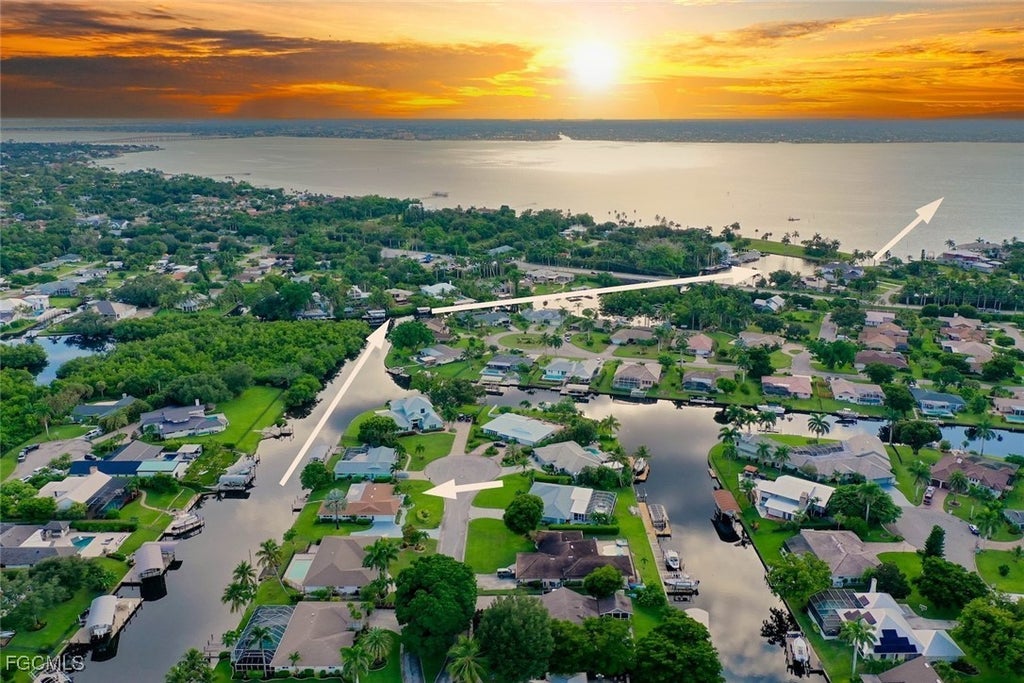 1358 Sheffield Way, FORT MYERS