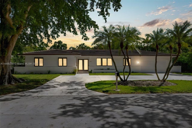 2 of 42 - 1460 Campamento Ave, Coral Gables, FL