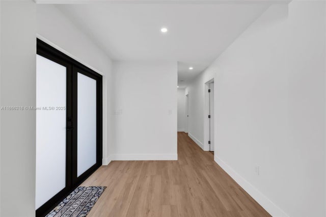 5 of 42 - 1460 Campamento Ave, Coral Gables, FL