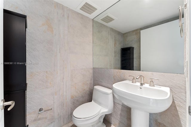 3 of 22 - 901 Brickell Key Blvd 2801, Miami, FL