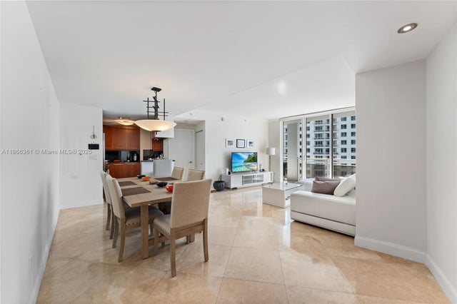 5 of 22 - 901 Brickell Key Blvd 2801, Miami, FL