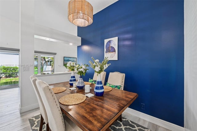 5 of 38 - 10681 Lago Welleby Dr, Sunrise, FL