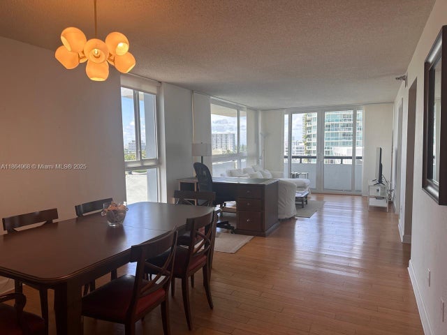 2 of 24 - 3200 Collins Ave 7-4, Miami Beach, FL