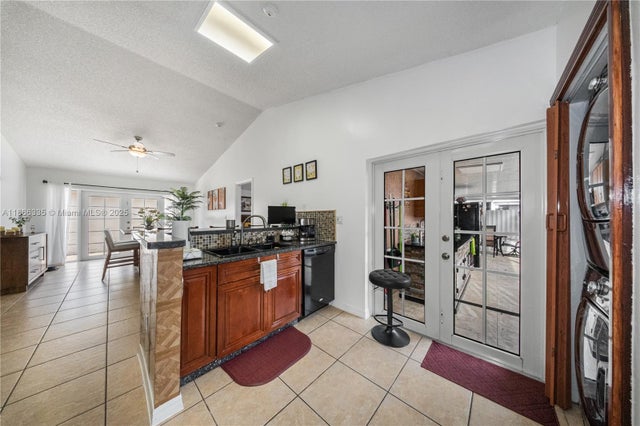 4 of 39 - 17778 Sw 145th Ave, Miami, FL