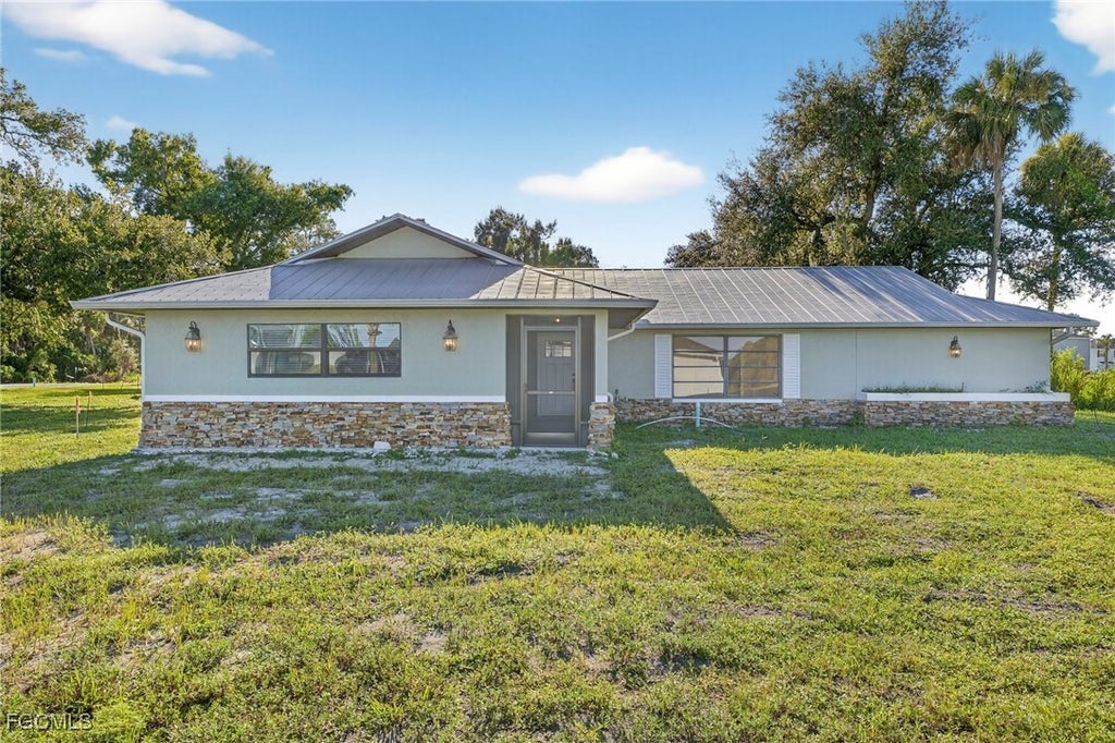 10735 Clementine Pl, North Fort Myers