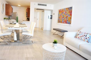 Photo of Listing #A11863990