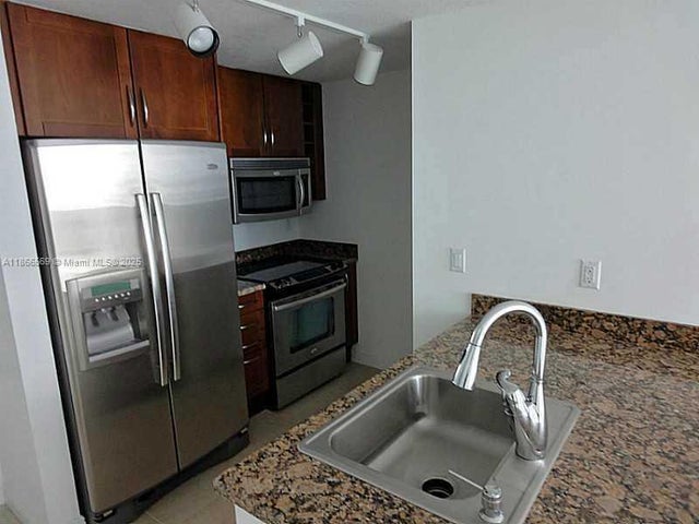 4 of 13 - 400 N Federal Hy 312n, Boynton Beach, FL