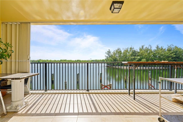 3 of 26 - 3300 N Ocean Dr 2c, Hollywood, FL
