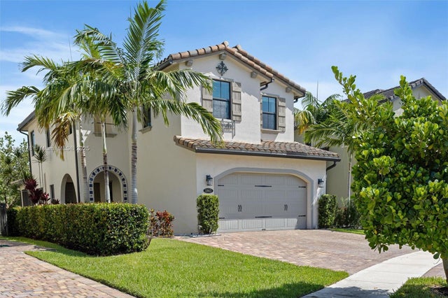 2 of 43 - 11863 Sw 13th Ct, Pembroke Pines, FL