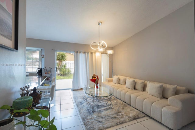 3 of 18 - 14612 Sw 172nd Ln, Miami, FL