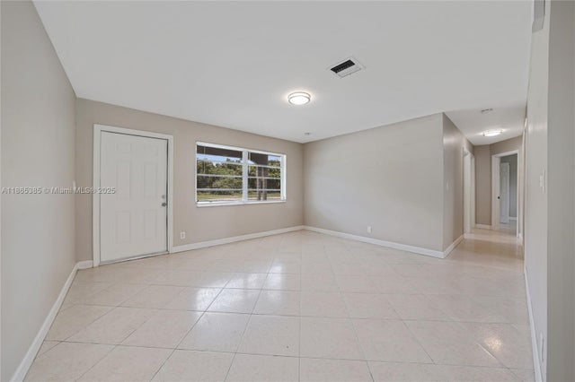 3 of 36 - 1721 Sw 46th Ave, Fort Lauderdale, FL