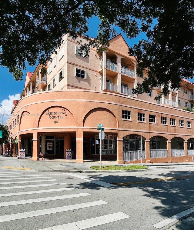 1 of 22 - 199 Sw 12th Ave 410a, Miami, FL