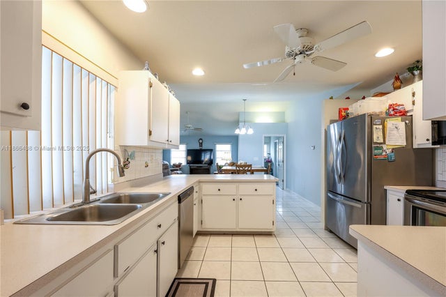 5 of 40 - 1403 Se 8th Pl, Cape Coral, FL