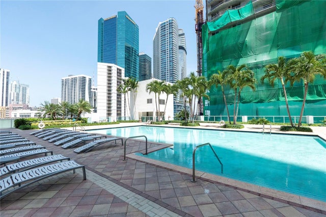 3 of 24 - 31 Se 5th St 2610, Miami, FL