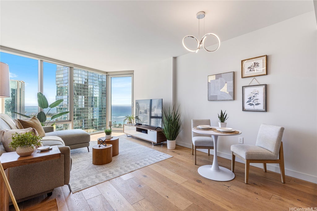 (unit #2504) 1001 Queen Street, Honolulu