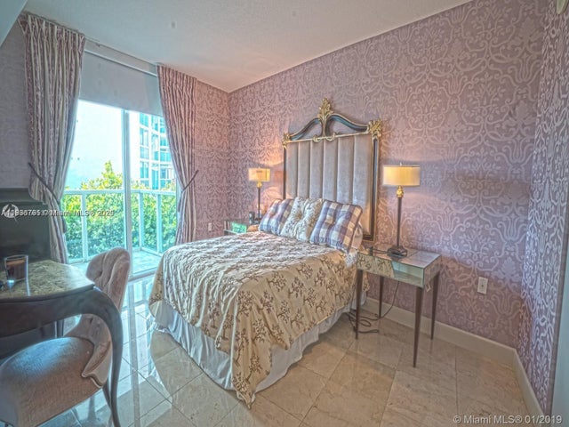 4 of 10 - 200 Sunny Isles Blvd 2-704, Sunny Isles Beach, FL