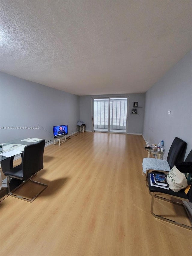 2 of 32 - 1401 Ne Miami Gardens Dr 993, Miami, FL