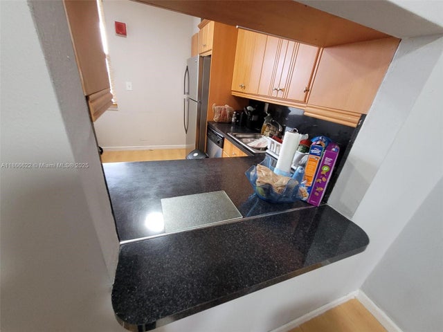 4 of 32 - 1401 Ne Miami Gardens Dr 993, Miami, FL