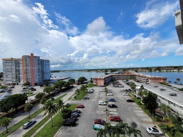5 of 32 - 1401 Ne Miami Gardens Dr 993, Miami, FL