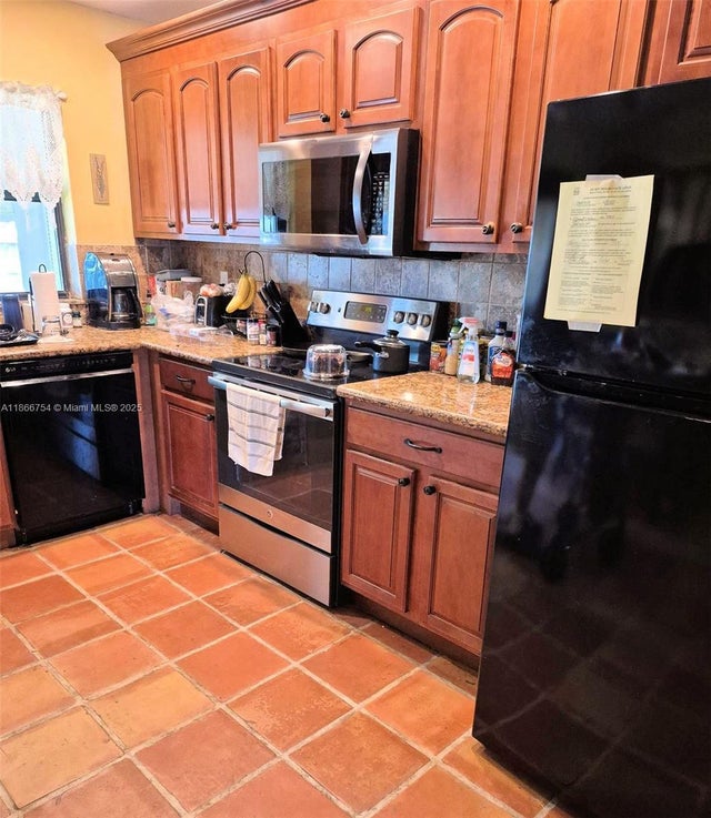 3 of 8 - 3753 Coelebs Ave, Boynton Beach, FL