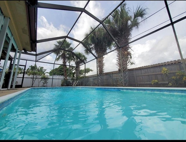 5 of 8 - 3753 Coelebs Ave, Boynton Beach, FL