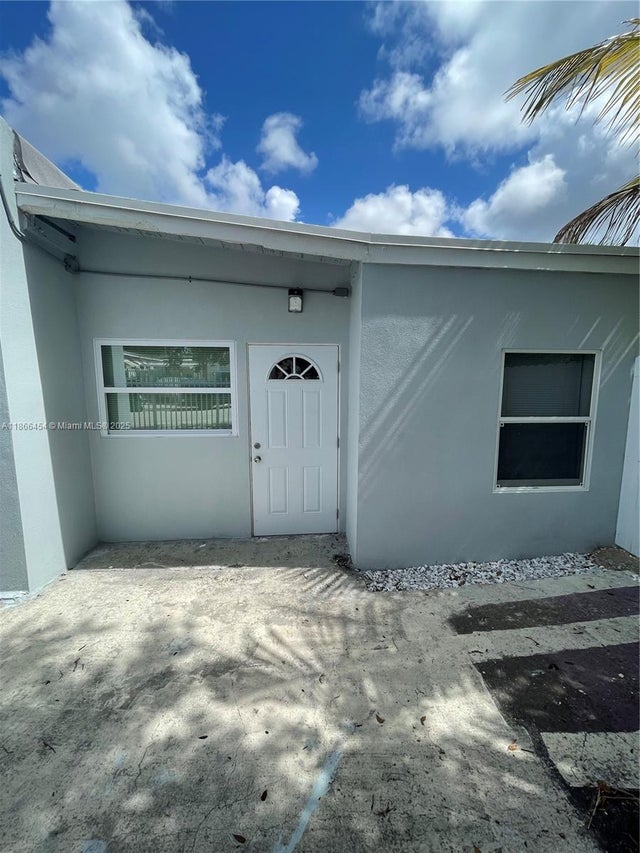 5 of 31 - 783 Nw 98th St, Miami, FL