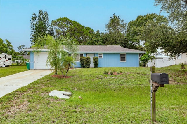 1 of 31 - 7603 Penny Ln, Fort Pierce, FL