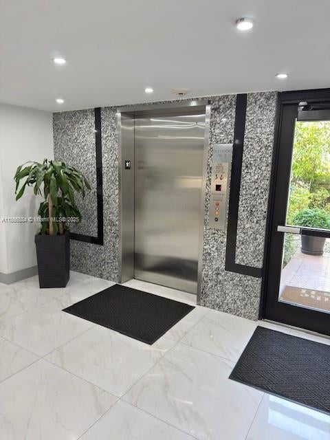 4 of 15 - 16919 N Bay Rd 507, Sunny Isles Beach, FL