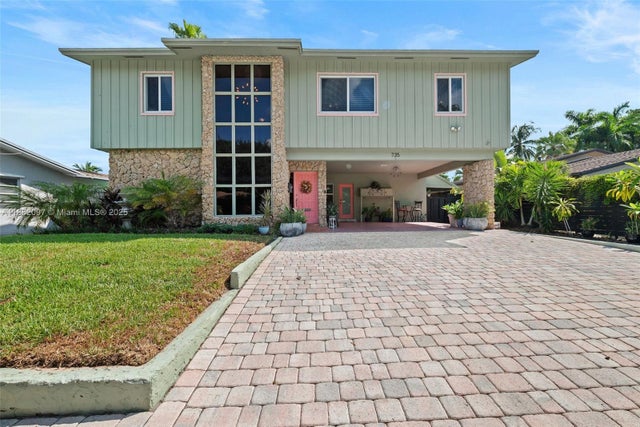 2 of 35 - 735 Nw 35th St, Oakland Park, FL
