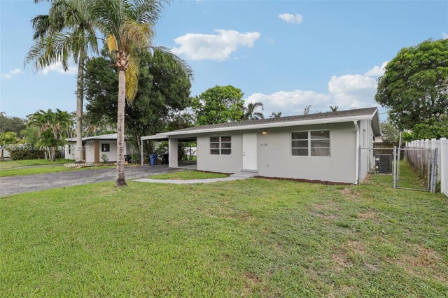 4 of 36 - 1630 Sw 32nd Ct, Fort Lauderdale, FL