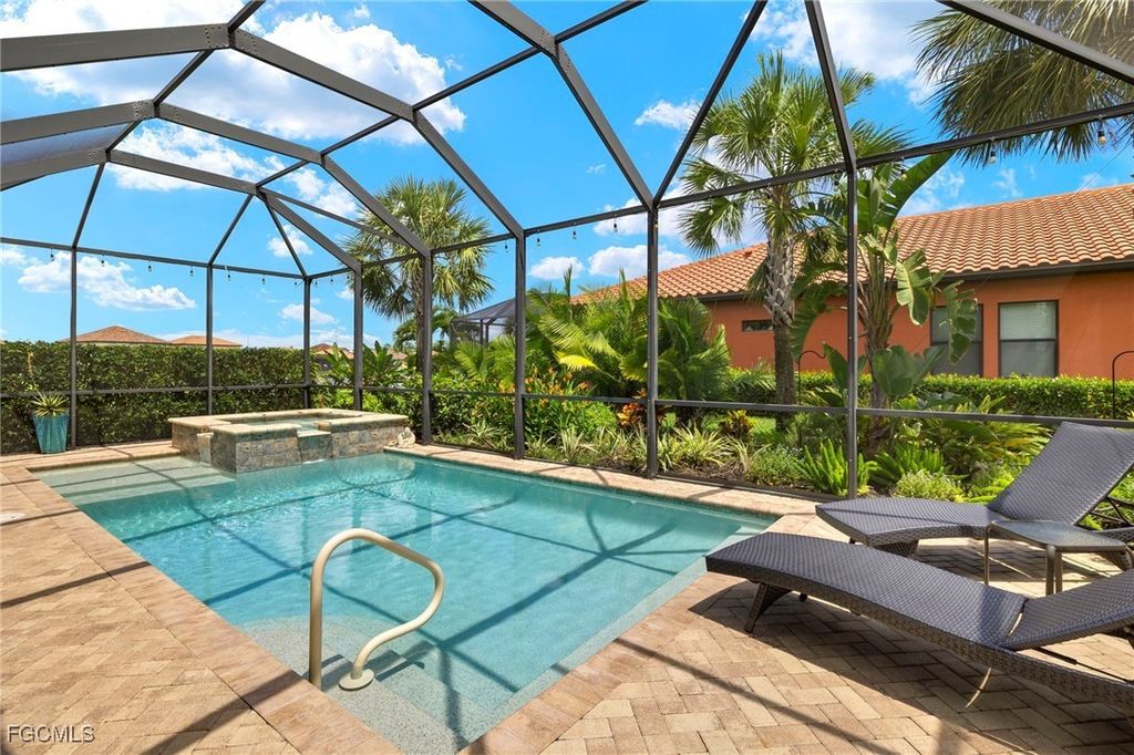 10860 Essex Square Blvd, Fort Myers