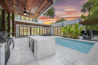 Photo of Listing #A11863894