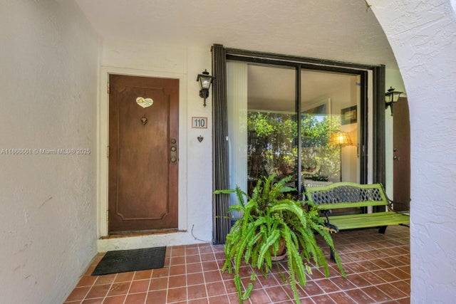 2 of 47 - 265 Grapetree Dr 110, Key Biscayne, FL