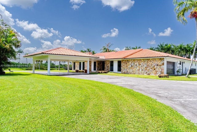 1 of 36 - 15420 Sw 212th Ave, Miami, FL