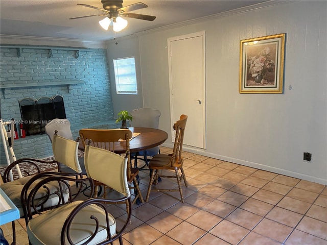 5 of 32 - 814 S Madison, Other, FL