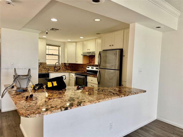 2 of 24 - 3100 W Rolling Hills Cir 310, Davie, FL