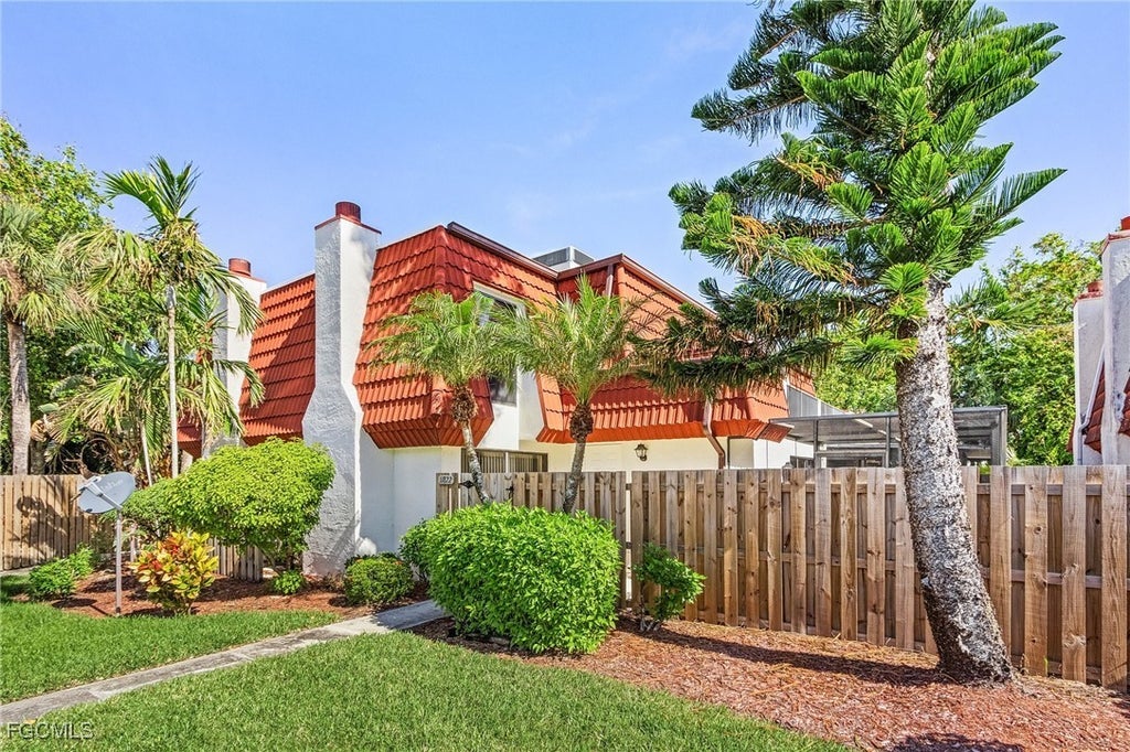 11822 Quail Run Dr, Fort Myers