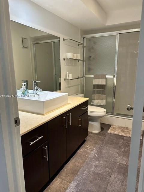 5 of 7 - 230 Lakeview Dr 109, Weston, FL