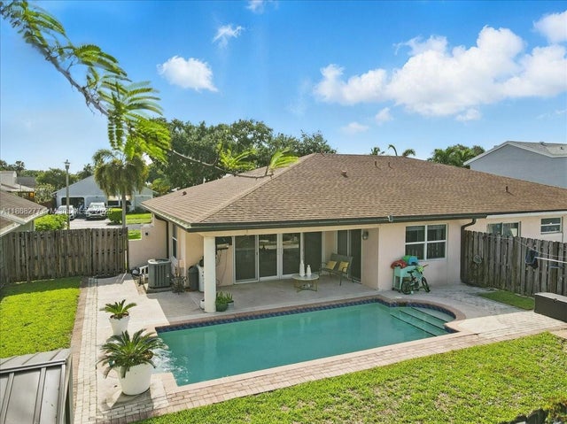 1 of 26 - 5874 Sw 97th Ter, Cooper City, FL