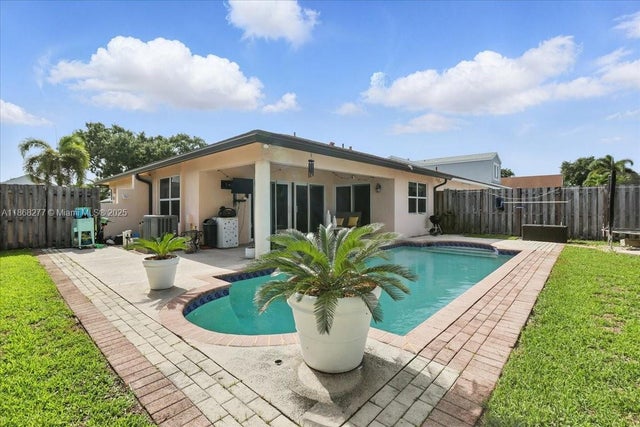 2 of 26 - 5874 Sw 97th Ter, Cooper City, FL