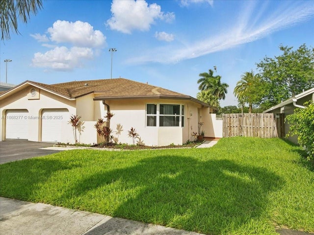 4 of 26 - 5874 Sw 97th Ter, Cooper City, FL