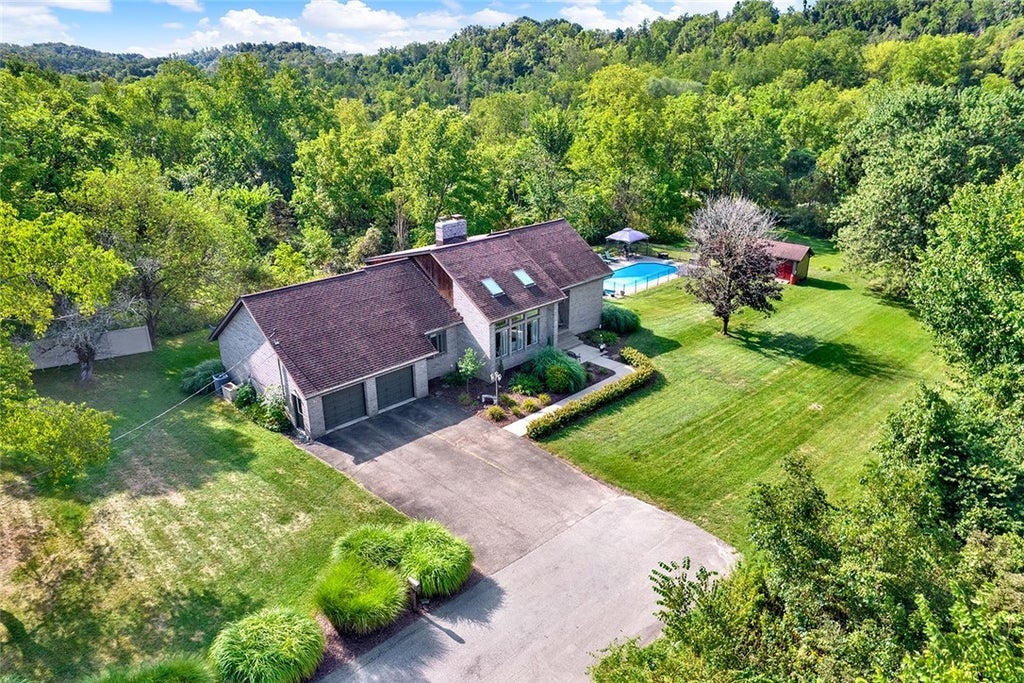 127 Willow Drive, Plum Boro