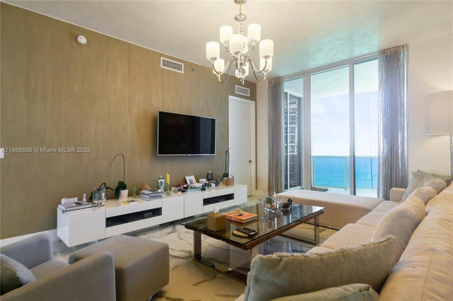 3 of 43 - 15811 Collins Ave 2606, Sunny Isles Beach, FL
