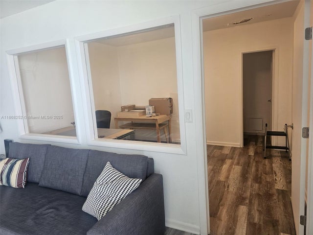 4 of 14 - 5825 Collins Ave Ph1-j, Miami Beach, FL